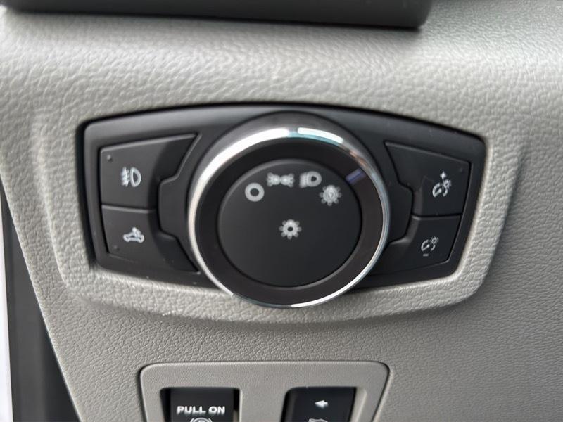 Ford F-150 4WD SuperCrew 139" XLT 2016