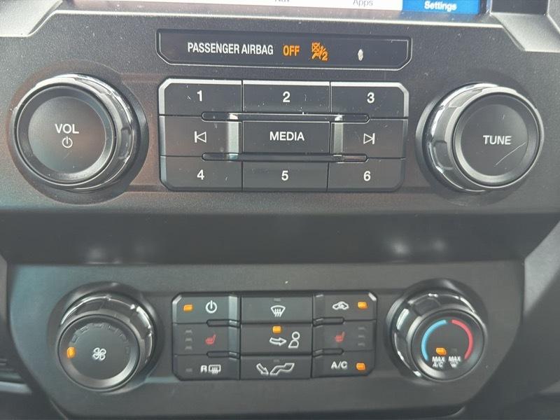 Ford F-150 4WD SuperCrew 139" XLT 2019