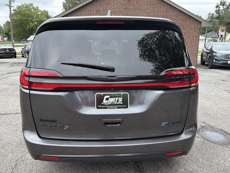 Chrysler Pacifica Hybrid Touring L 2022