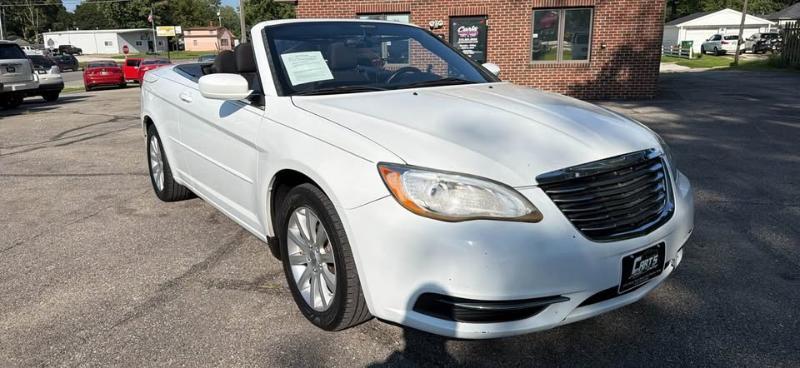 Chrysler 200 Touring Convertible 2013