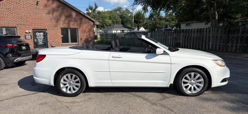 Chrysler 200 Touring Convertible 2013