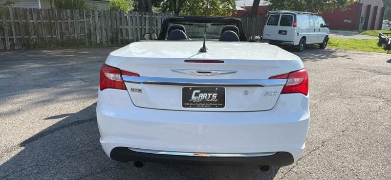 Chrysler 200 Touring Convertible 2013