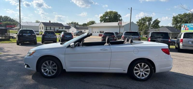 Chrysler 200 Touring Convertible 2013