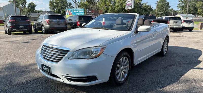 Chrysler 200 Touring Convertible 2013
