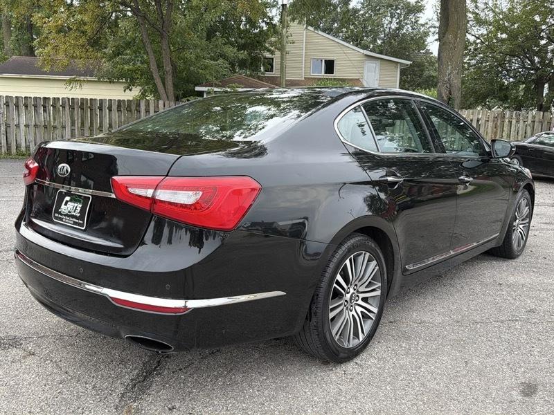 Kia Cadenza Premium 2015