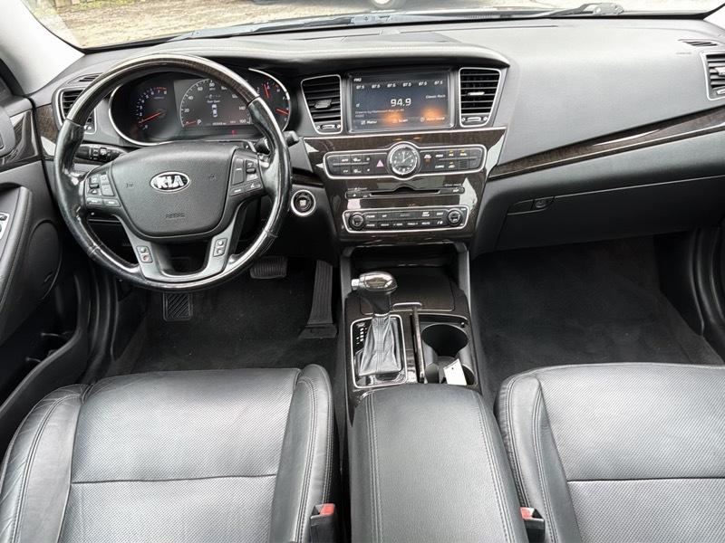 Kia Cadenza Premium 2015