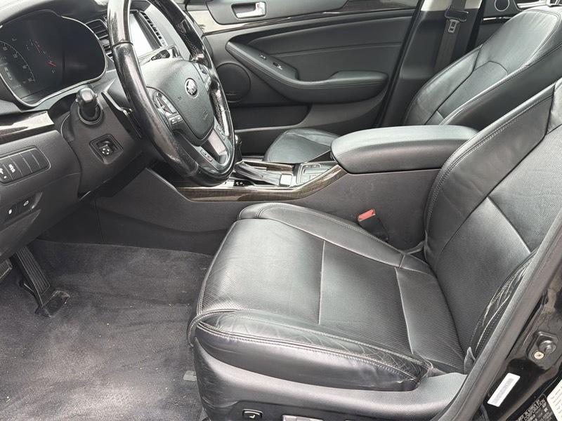 Kia Cadenza Premium 2015