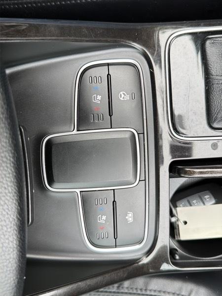 Kia Cadenza Premium 2015