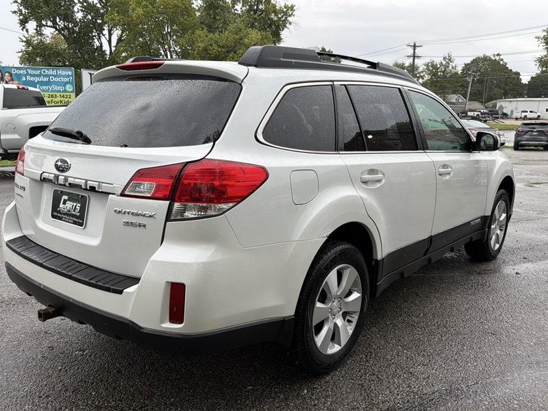 Subaru Outback 3.6R Limited 2010
