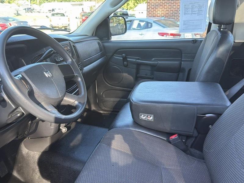 Dodge Ram 2500 Laramie Long Bed 2WD 2005