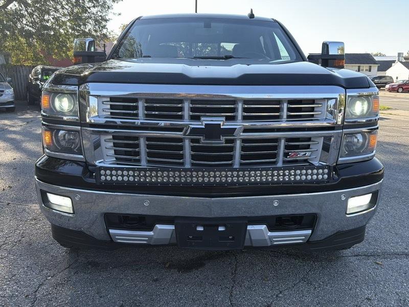 Chevrolet Silverado 1500 4WD Crew Cab 153.0" LTZ w/2LZ 2015