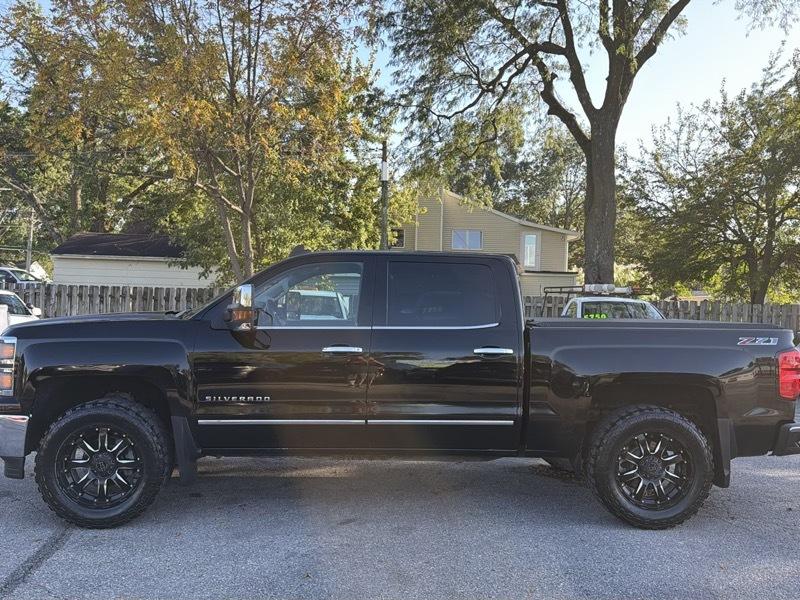 Chevrolet Silverado 1500 4WD Crew Cab 153.0" LTZ w/2LZ 2015