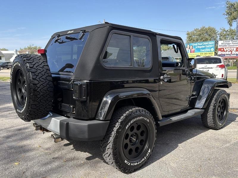 Jeep Wrangler Sahara 4WD 2013