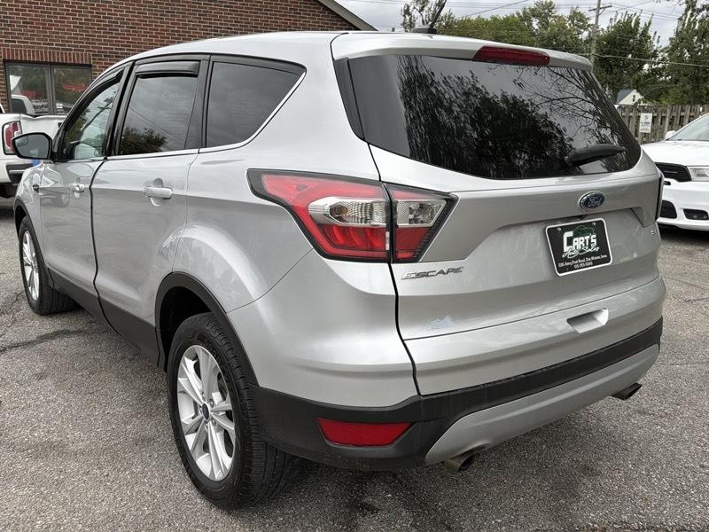 Ford Escape SE FWD 2017