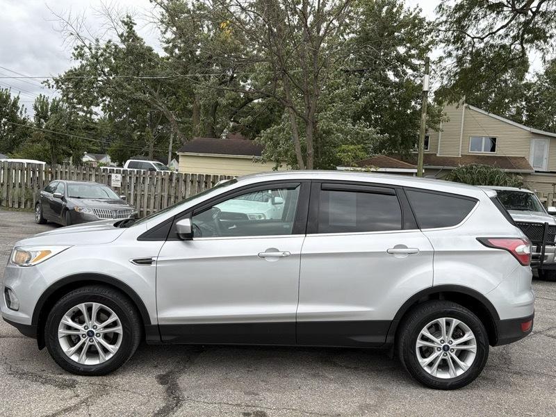 Ford Escape SE FWD 2017
