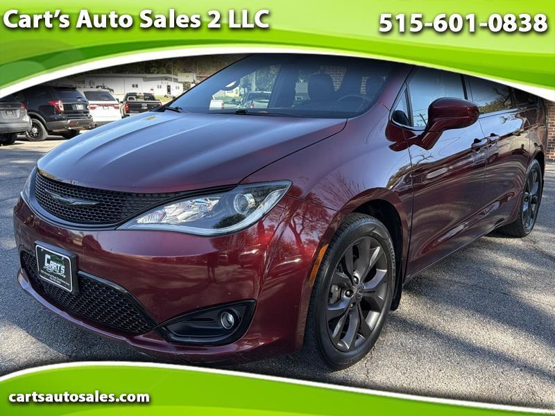 2019 Chrysler Pacifica Touring-L