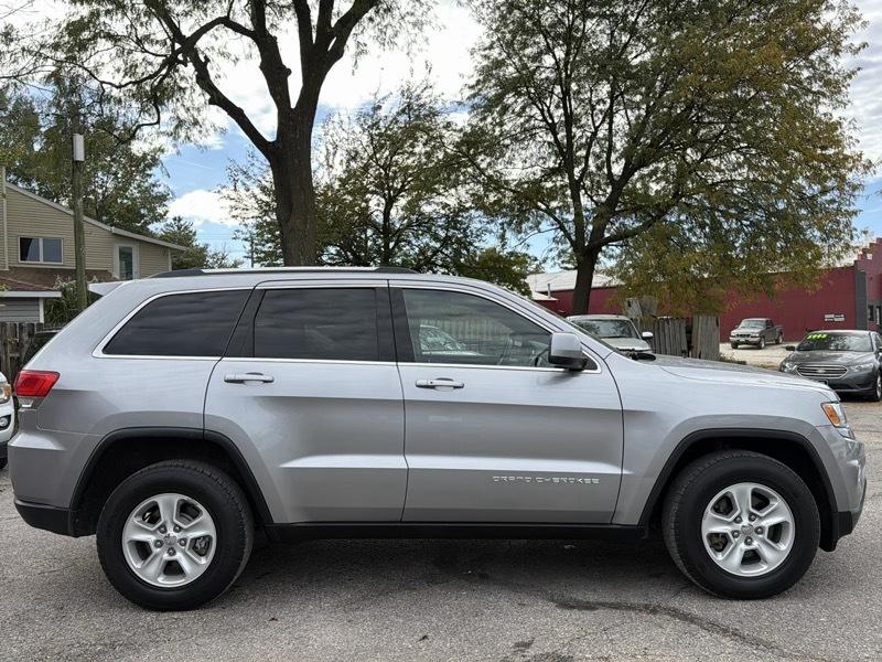 Jeep Grand Cherokee Laredo 4WD 2015