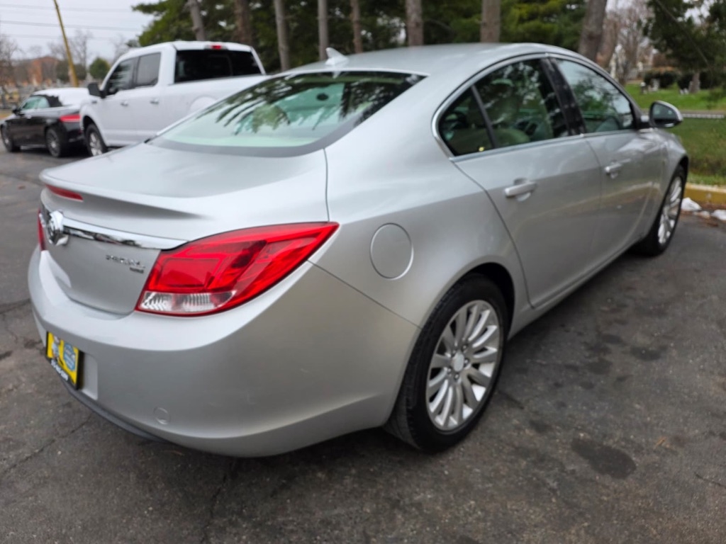 Buick Regal CXL - 1XL 2011