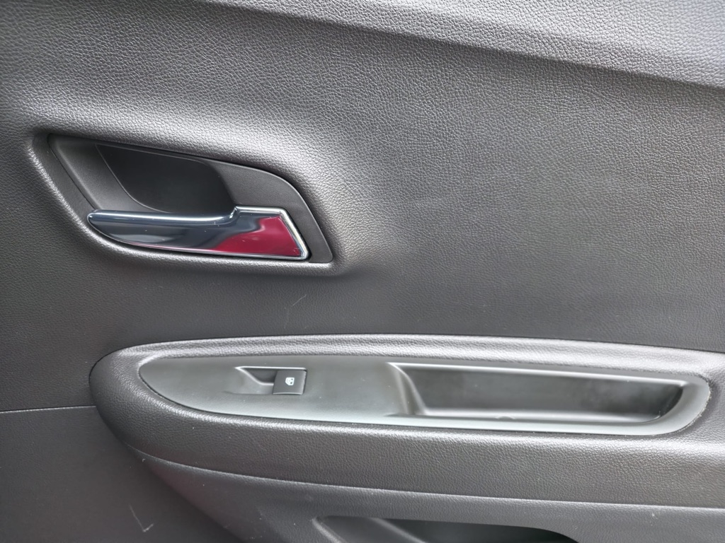 Chevrolet Trax LS FWD 2015