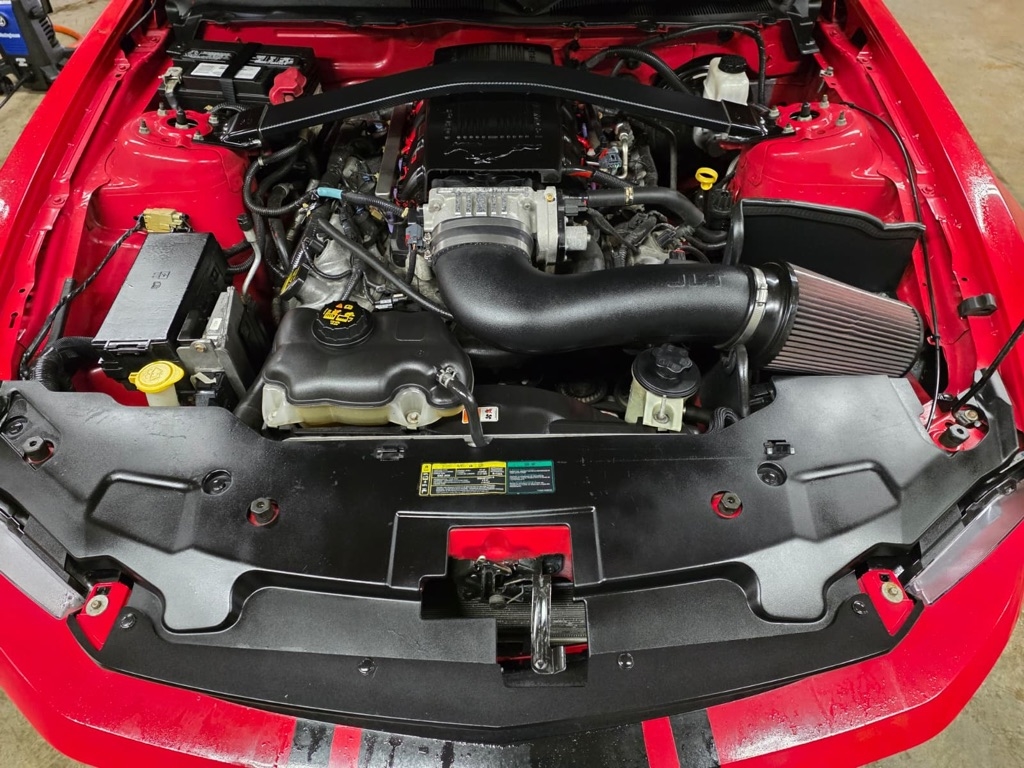 Ford Mustang GT Premium 2D Coupe 2010