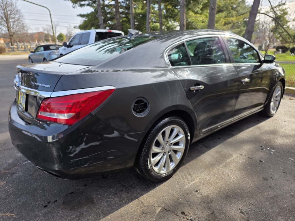 Buick LaCrosse 4dr Sdn Leather FWD 2015