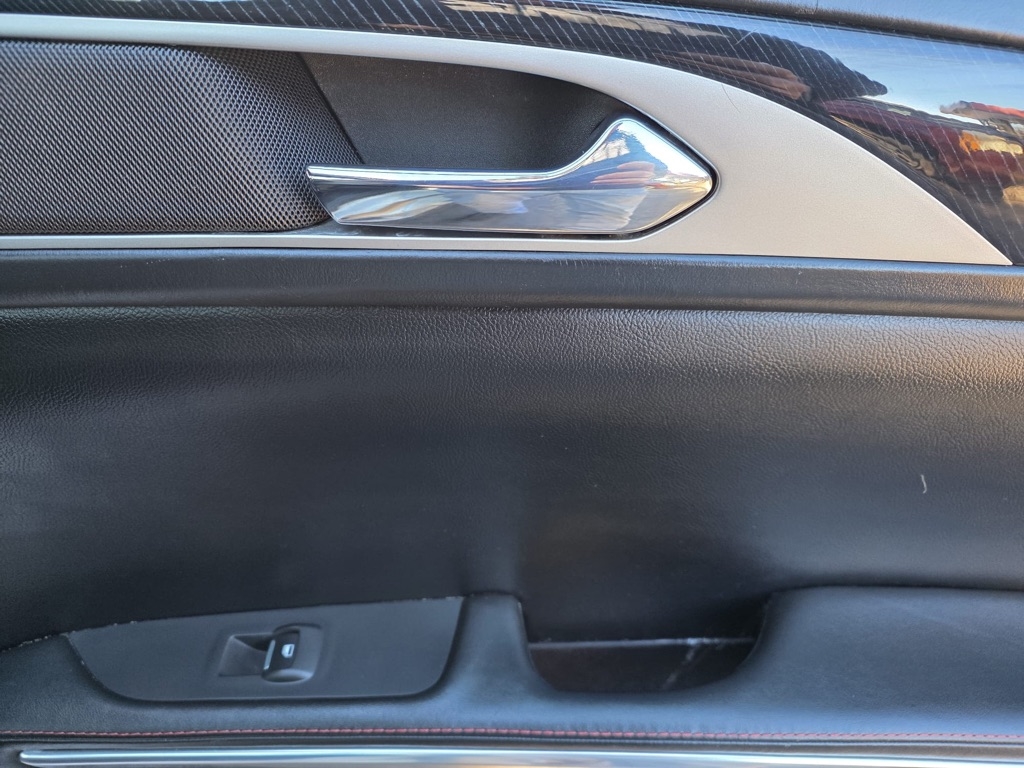 Lincoln MKZ Hybrid Black Label 2016