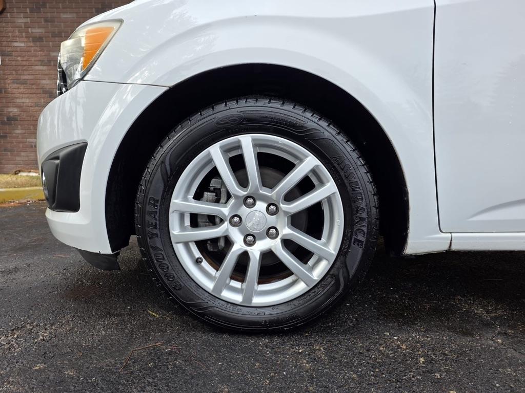 Chevrolet Sonic 4dr Sdn Auto LT 2013