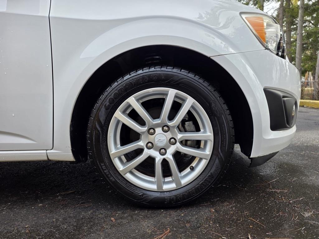 Chevrolet Sonic 4dr Sdn Auto LT 2013