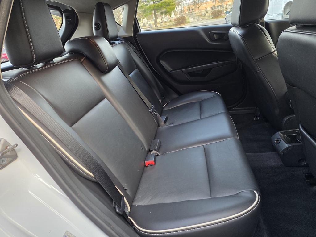 Ford Fiesta 5dr HB Titanium 2013