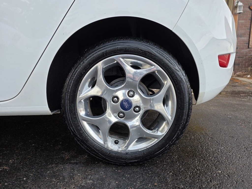 Ford Fiesta 5dr HB Titanium 2013