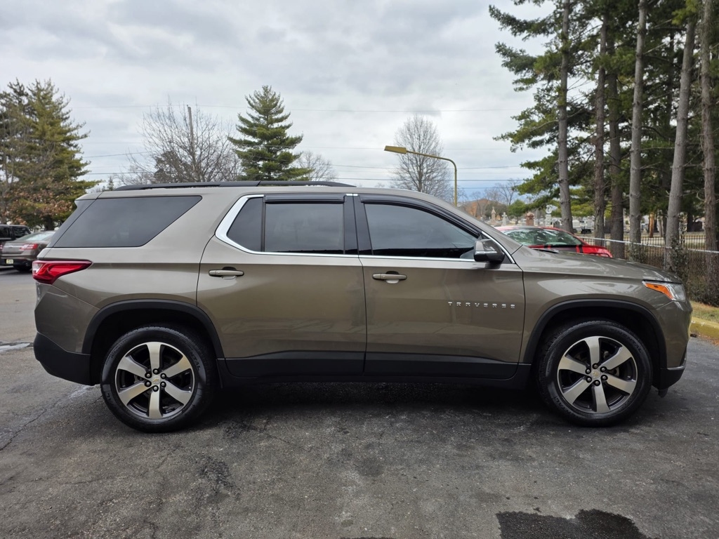 Chevrolet Traverse FWD 4dr LT Leather 2020
