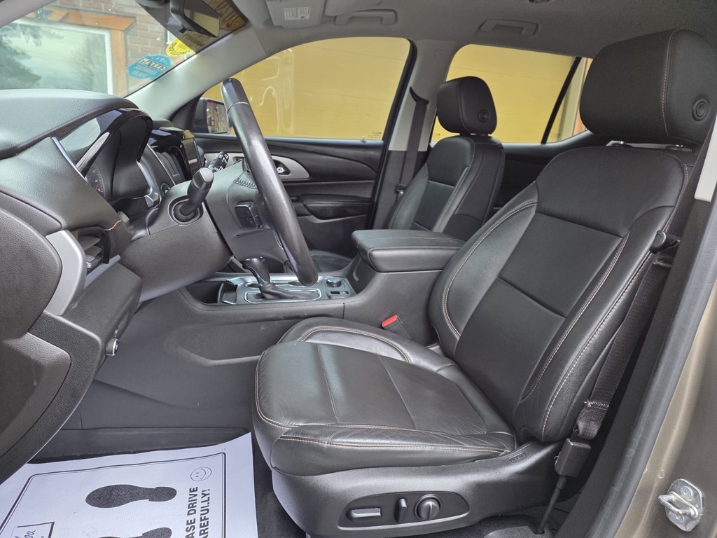 Chevrolet Traverse FWD 4dr LT Leather 2020