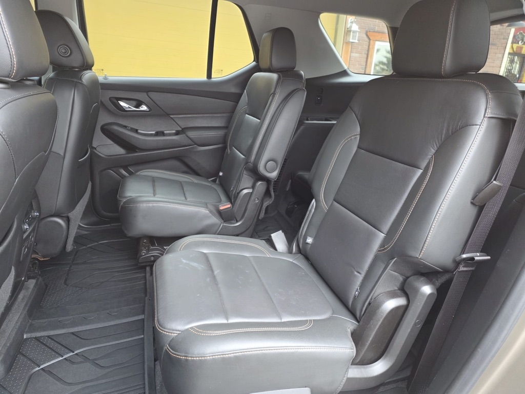 Chevrolet Traverse FWD 4dr LT Leather 2020