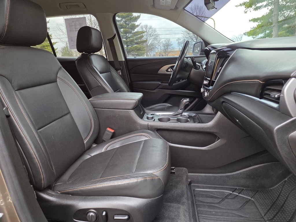 Chevrolet Traverse FWD 4dr LT Leather 2020