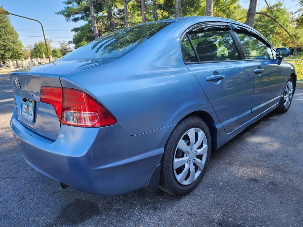 Honda Civic LX Sedan AT 2006