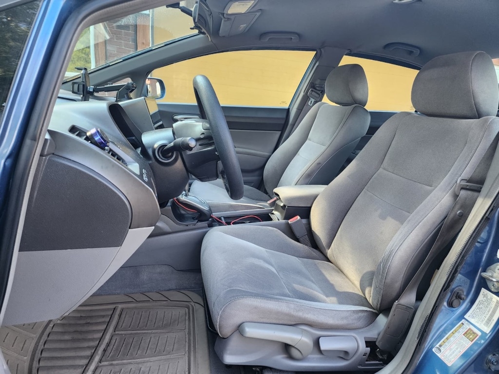 Honda Civic LX Sedan AT 2006