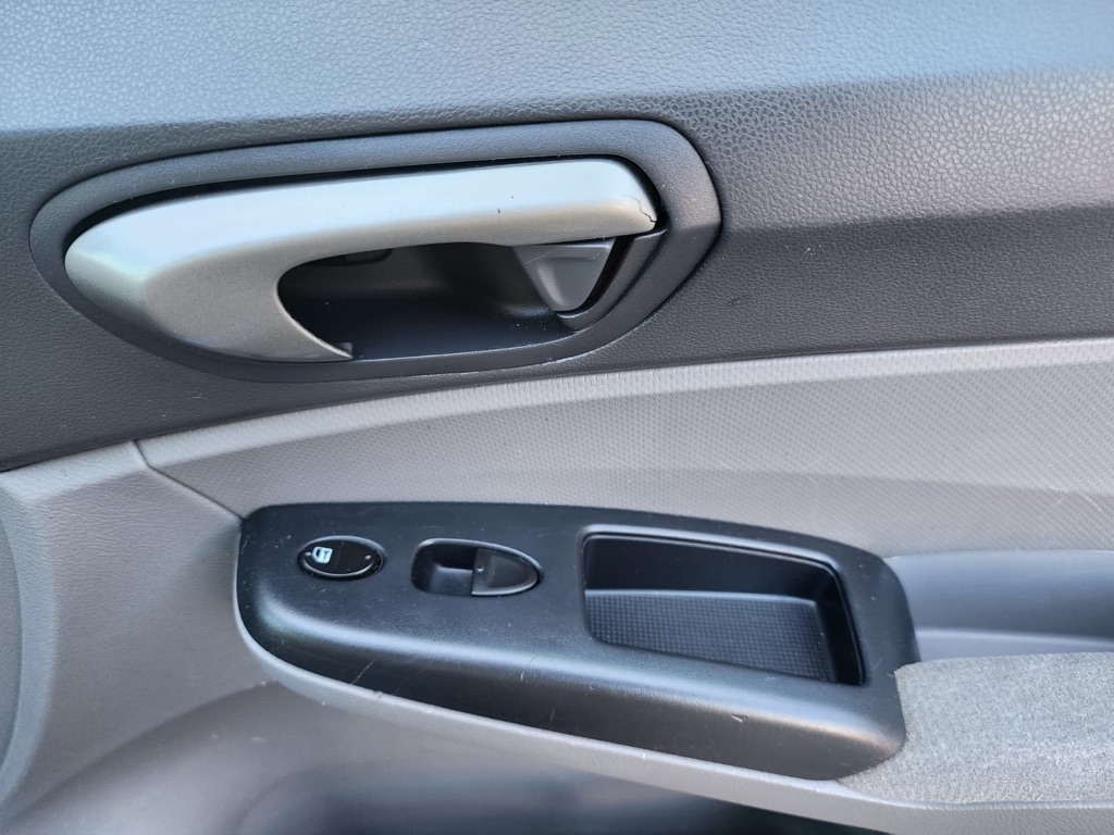 Honda Civic LX Sedan AT 2006