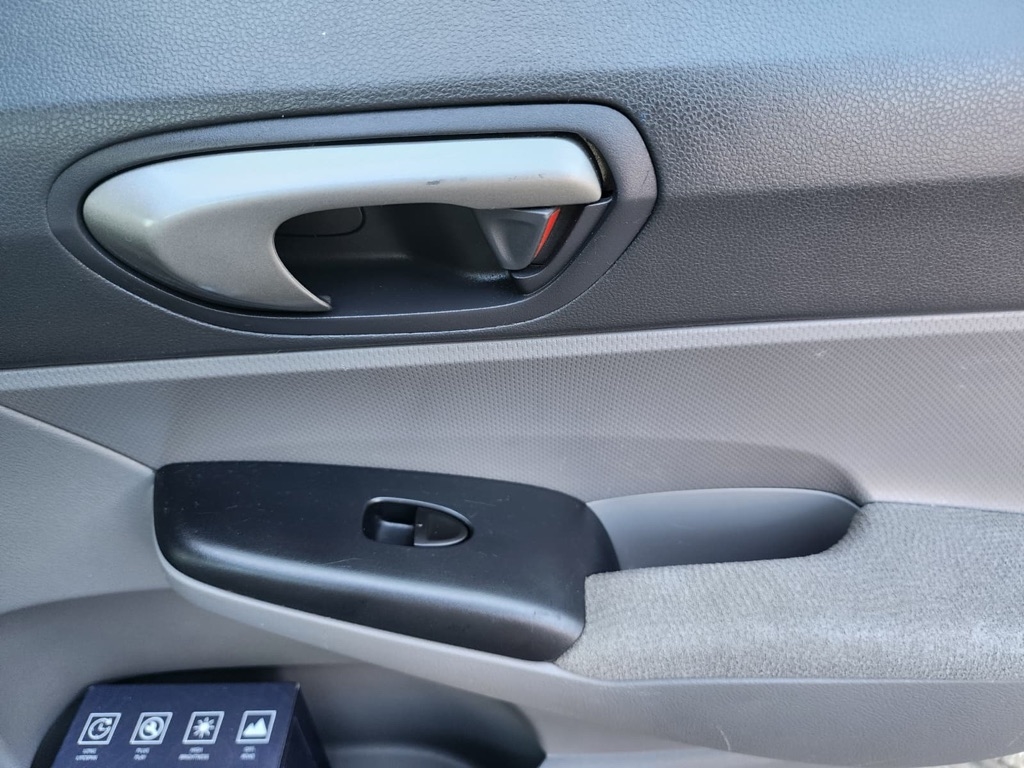 Honda Civic LX Sedan AT 2006