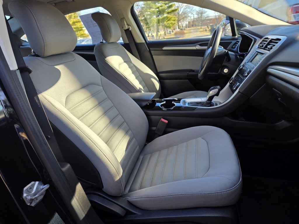 Ford Fusion Hybrid S 2014