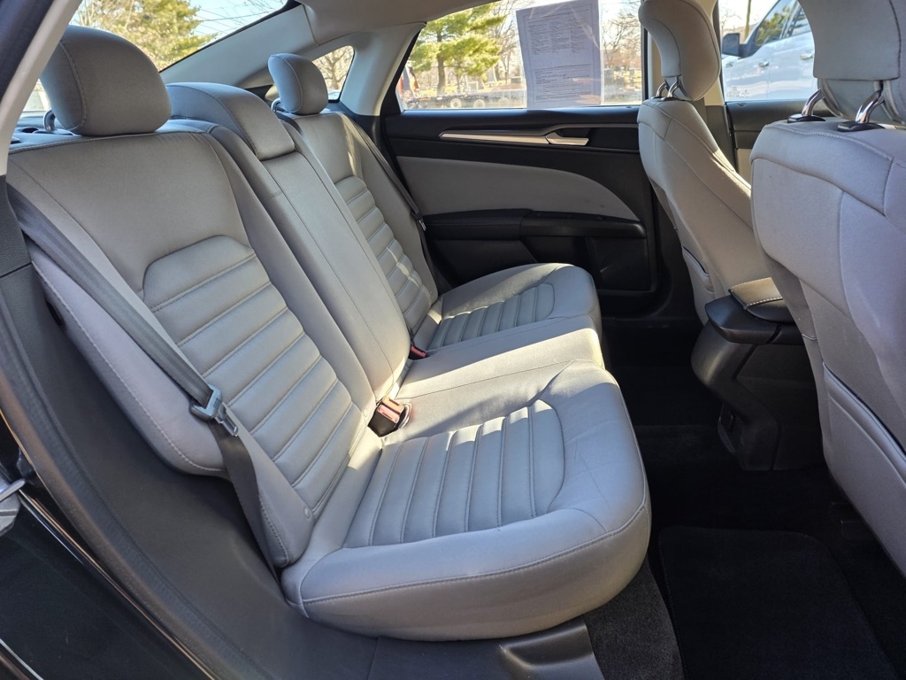 Ford Fusion Hybrid S 2014