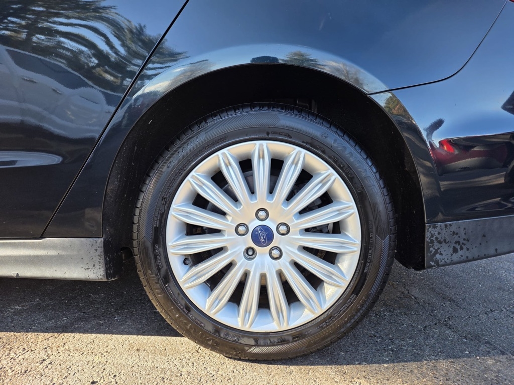 Ford Fusion Hybrid S 2014