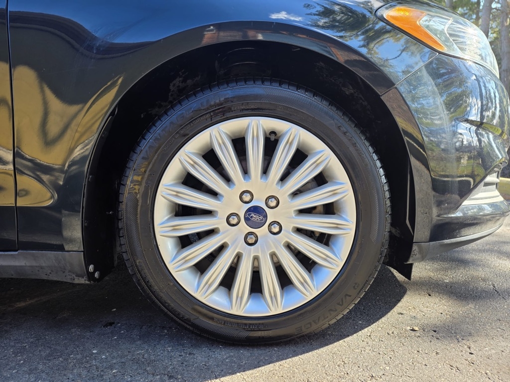 Ford Fusion Hybrid S 2014