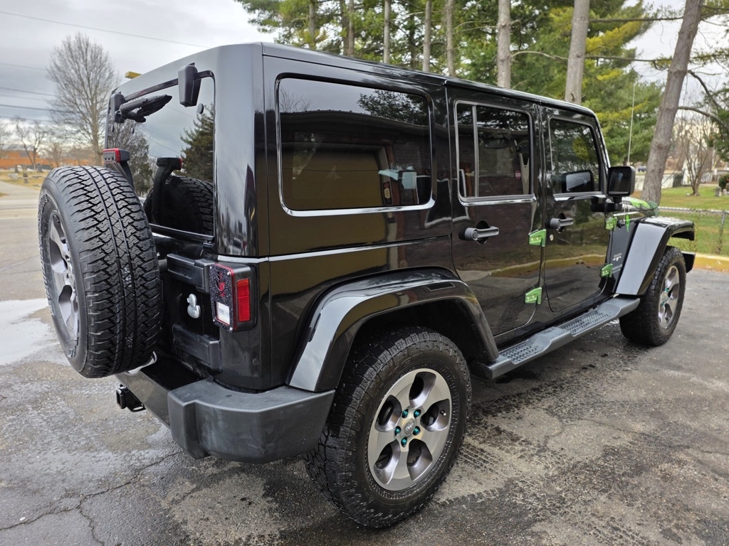 Jeep Wrangler Unlimited Sahara 4WD 2016
