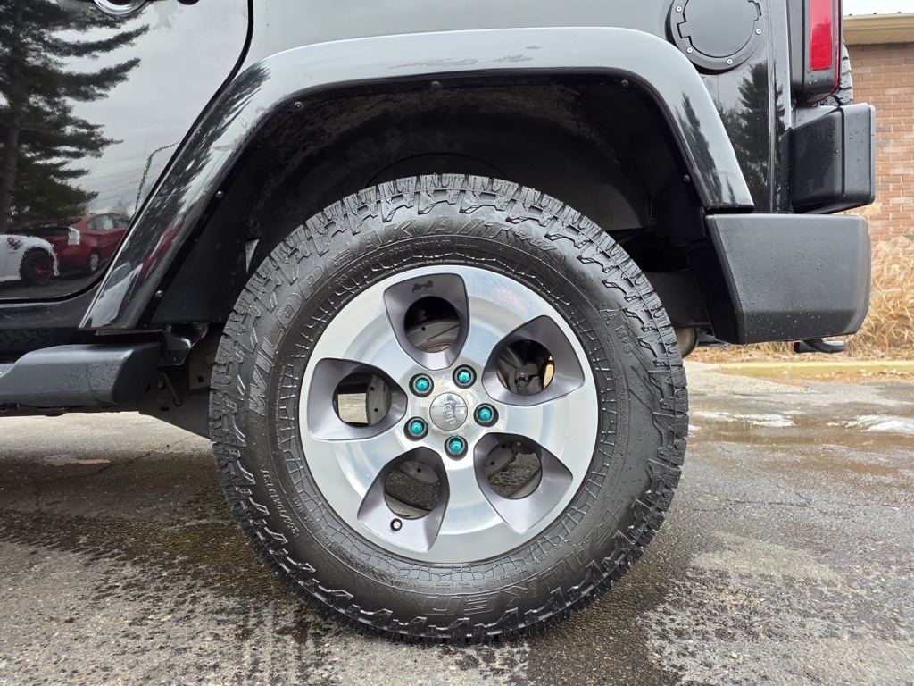 Jeep Wrangler Unlimited Sahara 4WD 2016