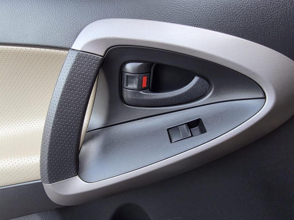 Toyota RAV4 4WD 4dr 4-cyl 4-Spd AT Ltd (Natl) 2008