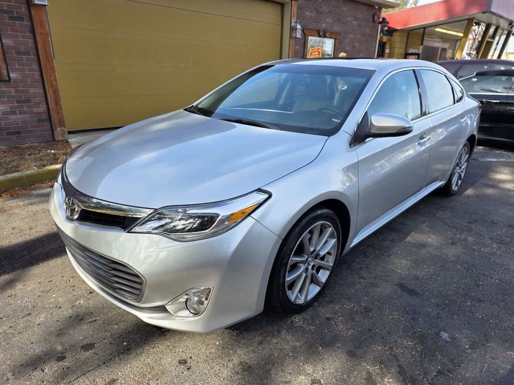 Toyota Avalon 4dr Sdn XLE (Natl) 2014