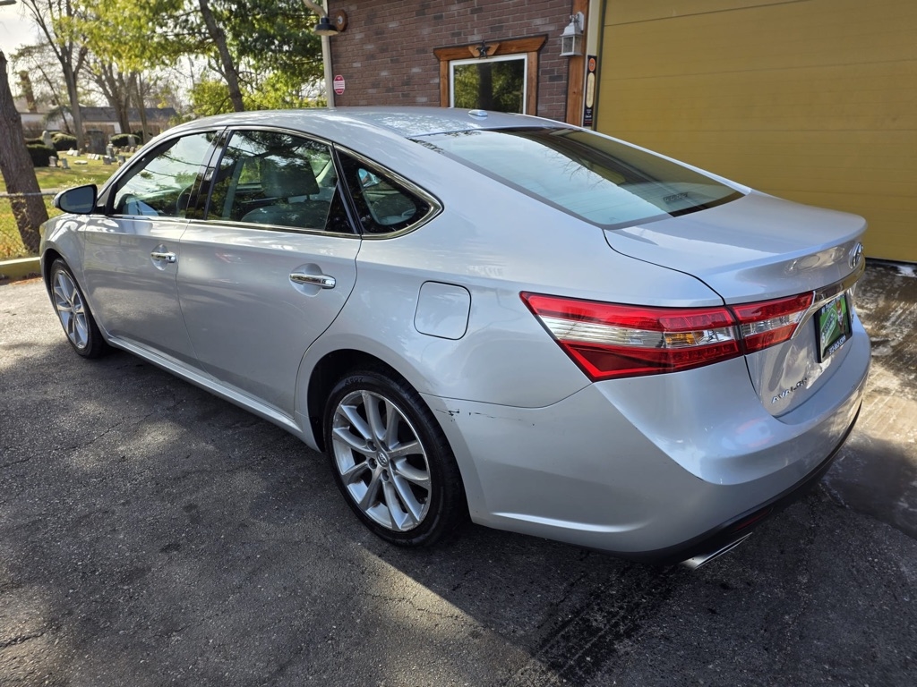 Toyota Avalon 4dr Sdn XLE (Natl) 2014