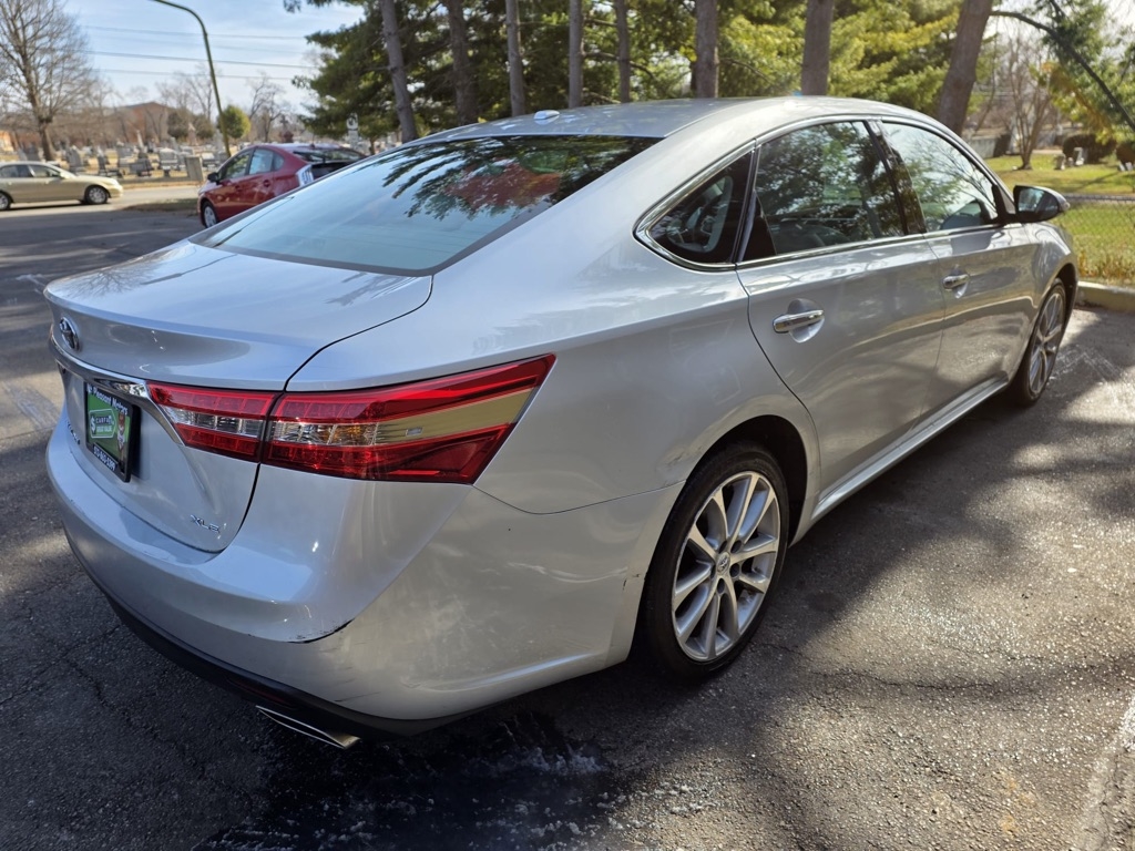 Toyota Avalon 4dr Sdn XLE (Natl) 2014