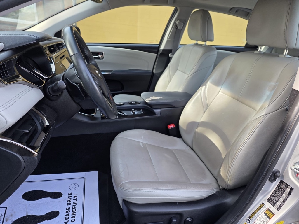 Toyota Avalon 4dr Sdn XLE (Natl) 2014