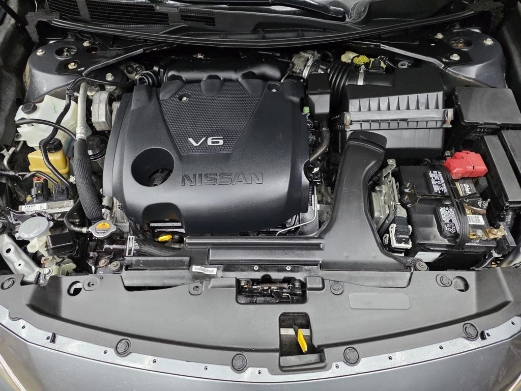 Nissan Maxima SV 3.5L *Ltd Avail* 2017